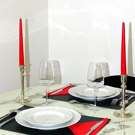 Tilia Jourdan-Studio Cosy Aix Centre-Cours Mirabeau-Parking-Wifi-Smart Tv-Rue Calme เอ็ก-ซอง-โพรวองซ์ ภายนอก รูปภาพ
