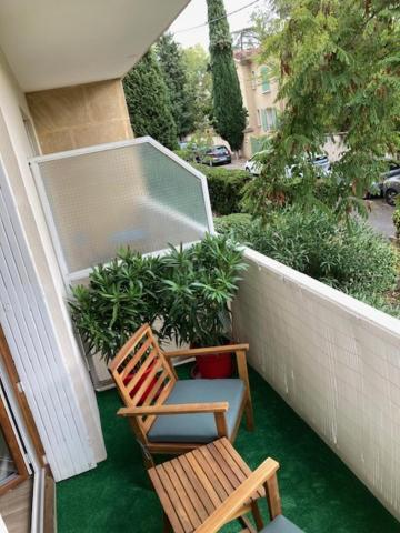 Tilia Jourdan-Studio Cosy Aix Centre-Cours Mirabeau-Parking-Wifi-Smart Tv-Rue Calme เอ็ก-ซอง-โพรวองซ์ ภายนอก รูปภาพ